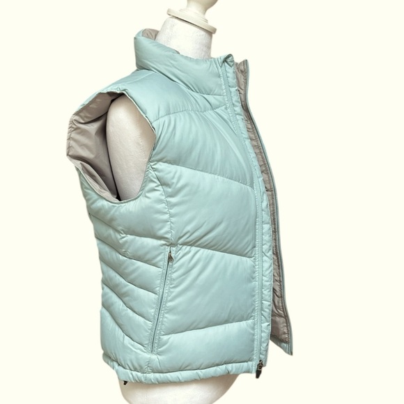 Eastern Mountain Sports Women’s Glacier Down Vest Cloud NWT Zipper Pockets Flaw - Picture 2 of 16